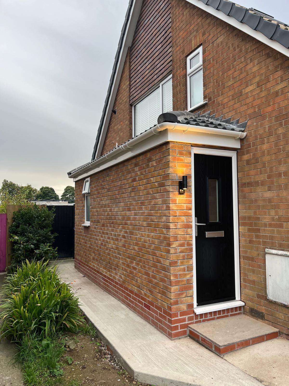 porch hull builder Cottingham