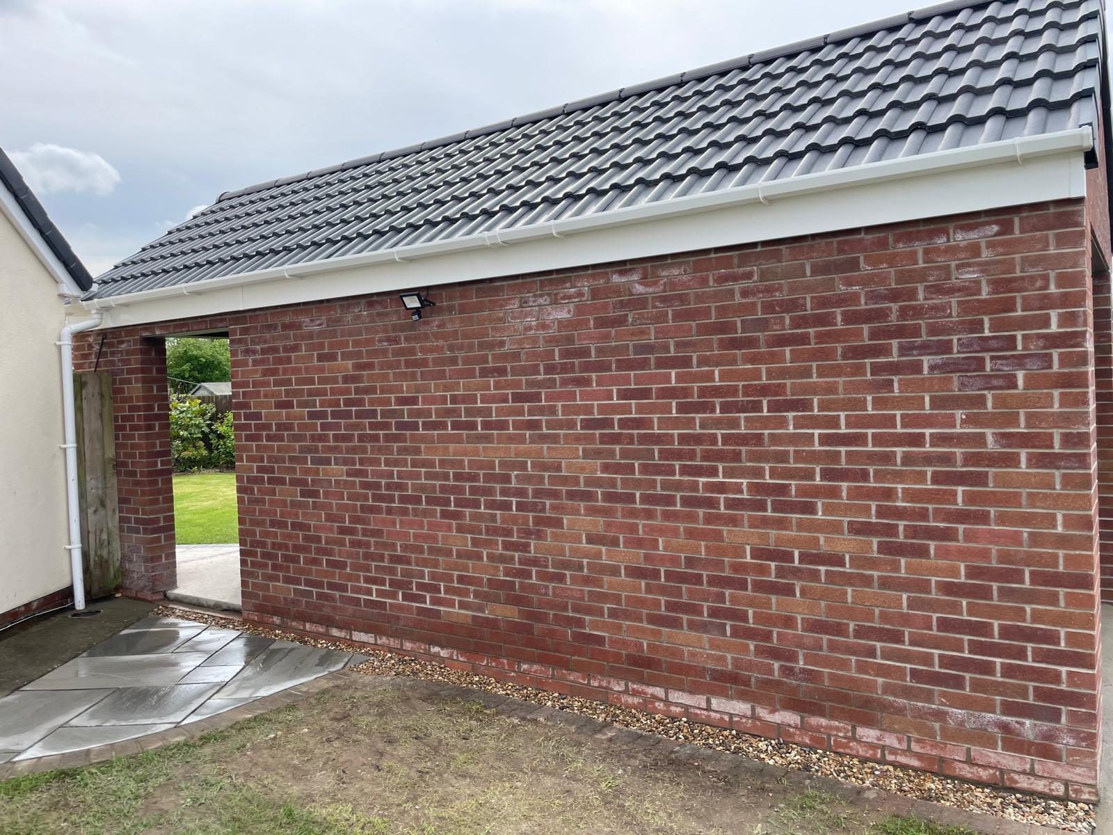 garage construction hull