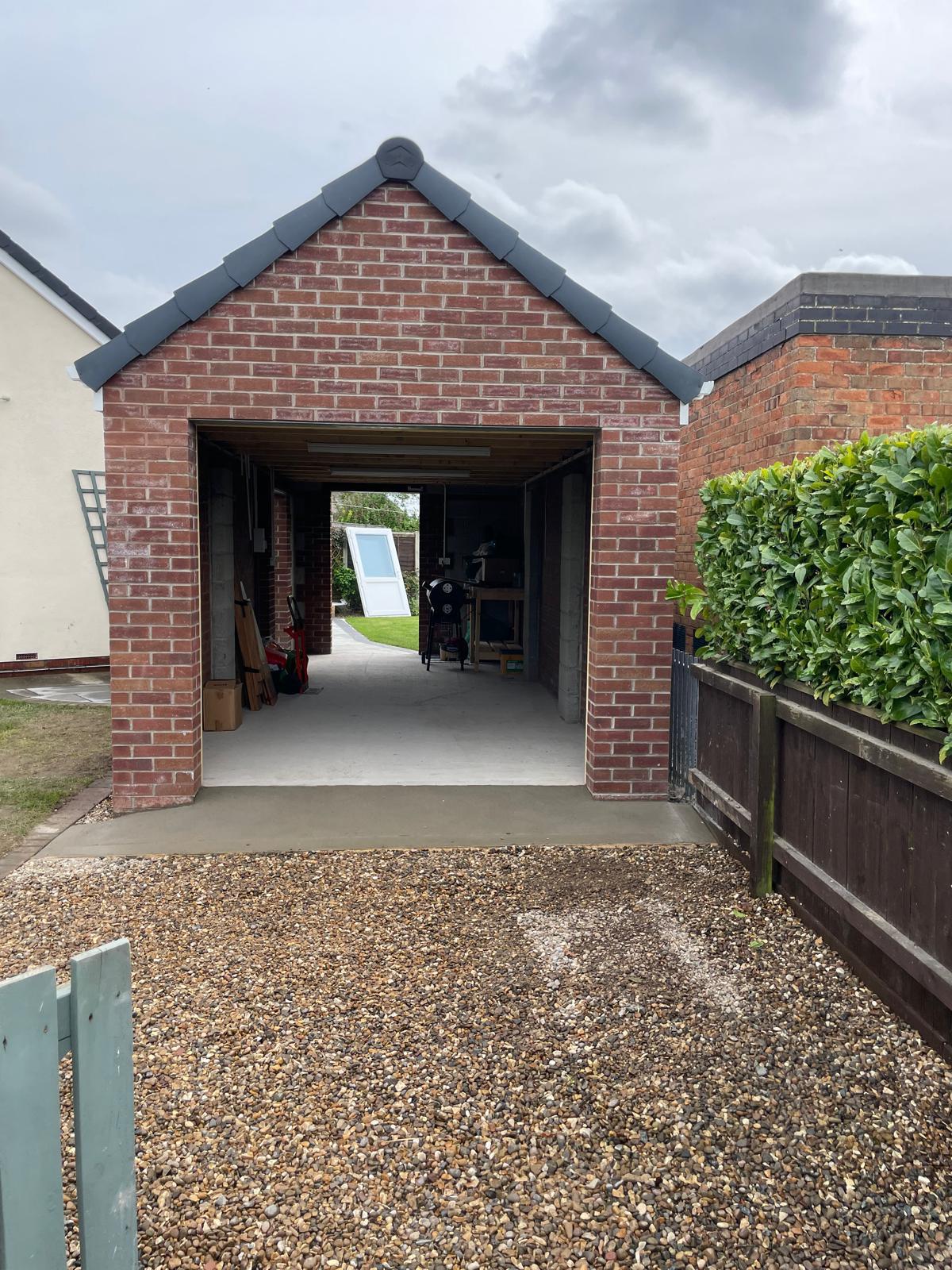 garage builders and driveway construction Hull